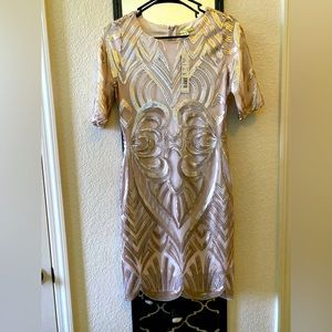 Gianni Bini cocktail dress! Gold sequin knee length. Size xs. New!